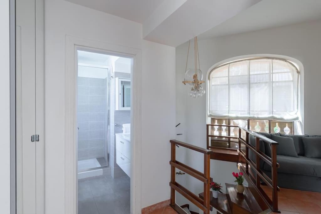 רומא Penthouse With Jacuzzi On Private Terrace In Trastevere מראה חיצוני תמונה