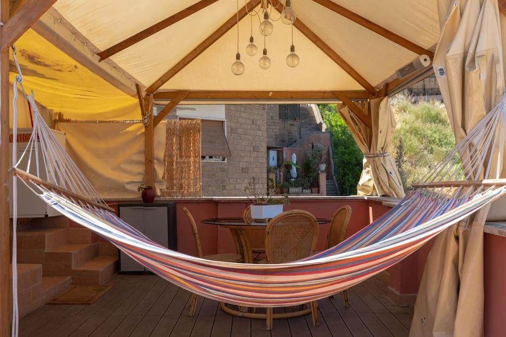 רומא Penthouse With Jacuzzi On Private Terrace In Trastevere מראה חיצוני תמונה