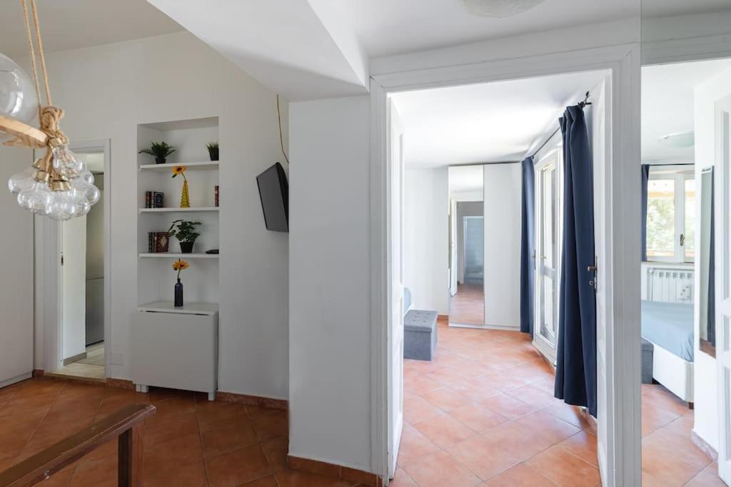 רומא Penthouse With Jacuzzi On Private Terrace In Trastevere מראה חיצוני תמונה